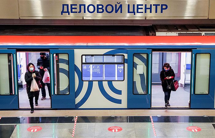 В Москве открыли станцию "Деловой центр" Солнцевской линии метро